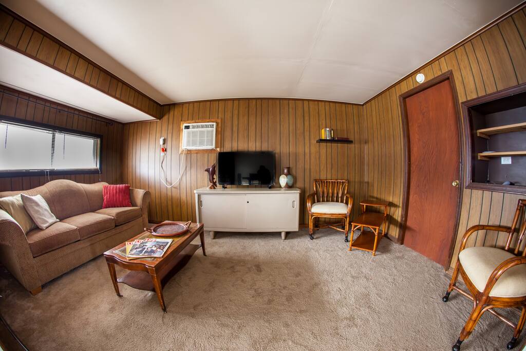 להירגע ולהטעין מצברים בחדר העבודה הנעים שלכם