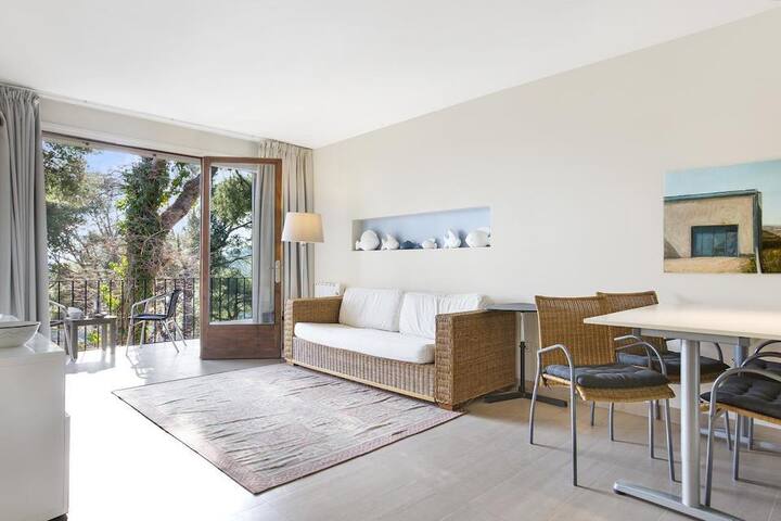 Apartment with swimming pool-Llafranc-Costa Brava gallery image 5