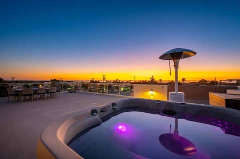 Grand Getaway: Ocean Views and Open Living Space!