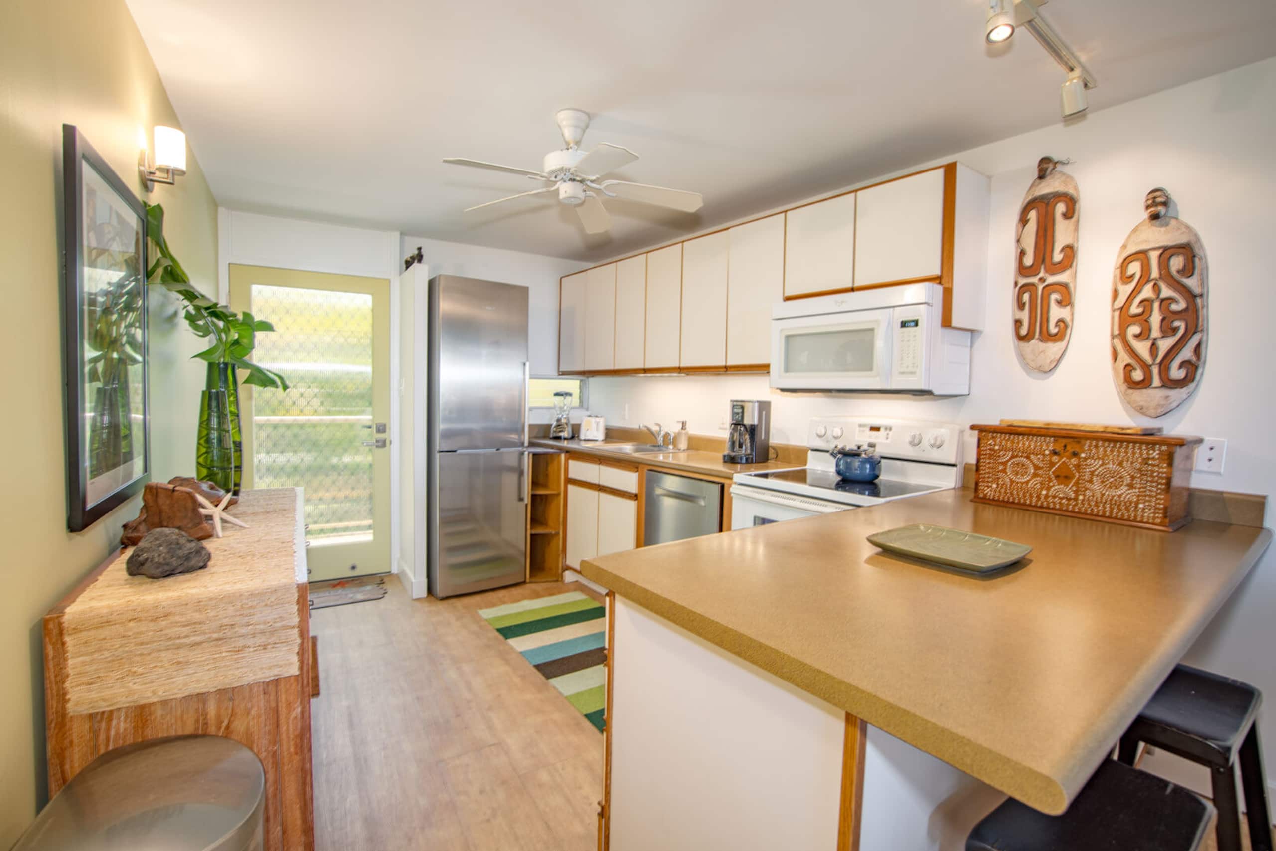 Condo in Kihei · ★4.79 · 2 bedrooms · 2 beds · 1 private bath - Image 10