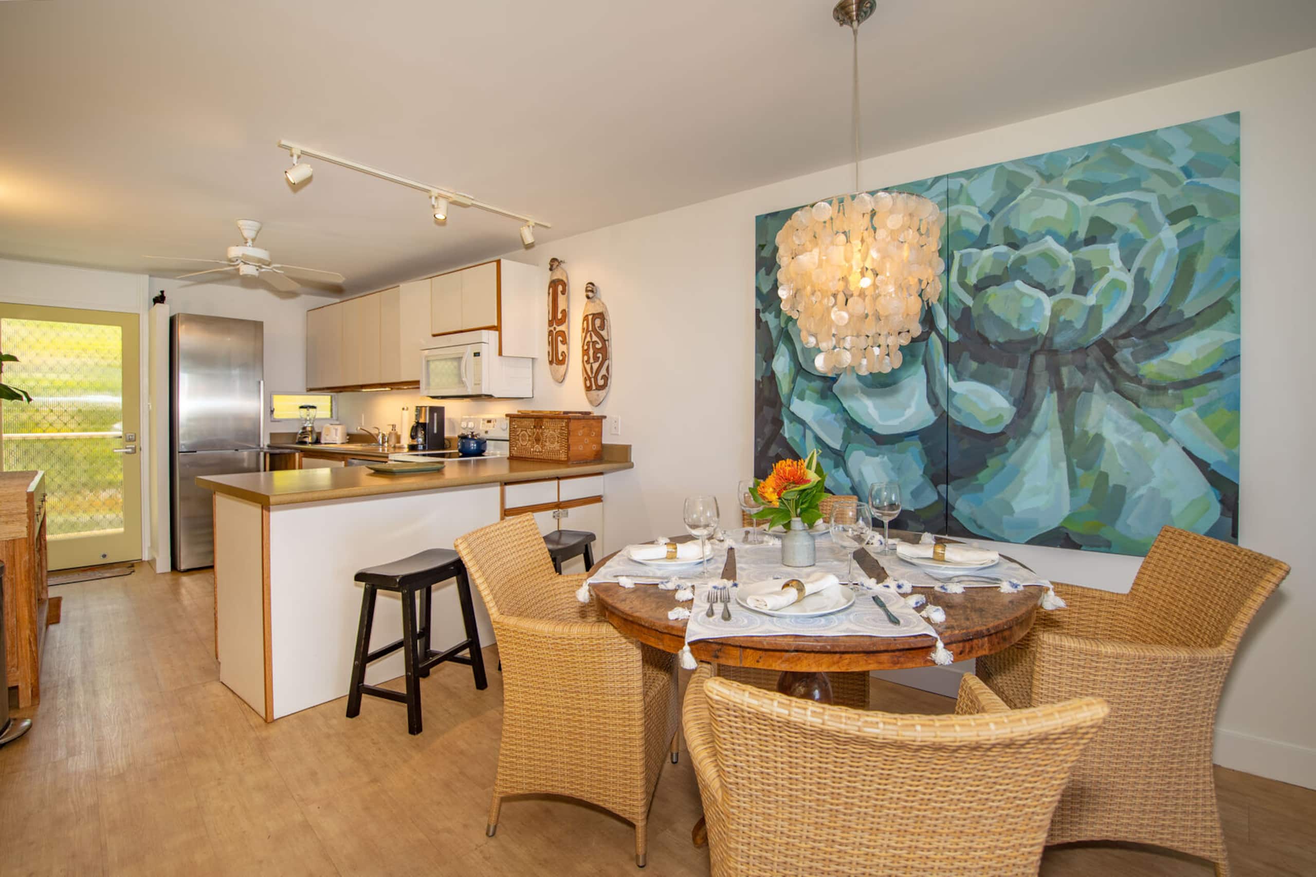 Condo in Kihei · ★4.79 · 2 bedrooms · 2 beds · 1 private bath - Image 9