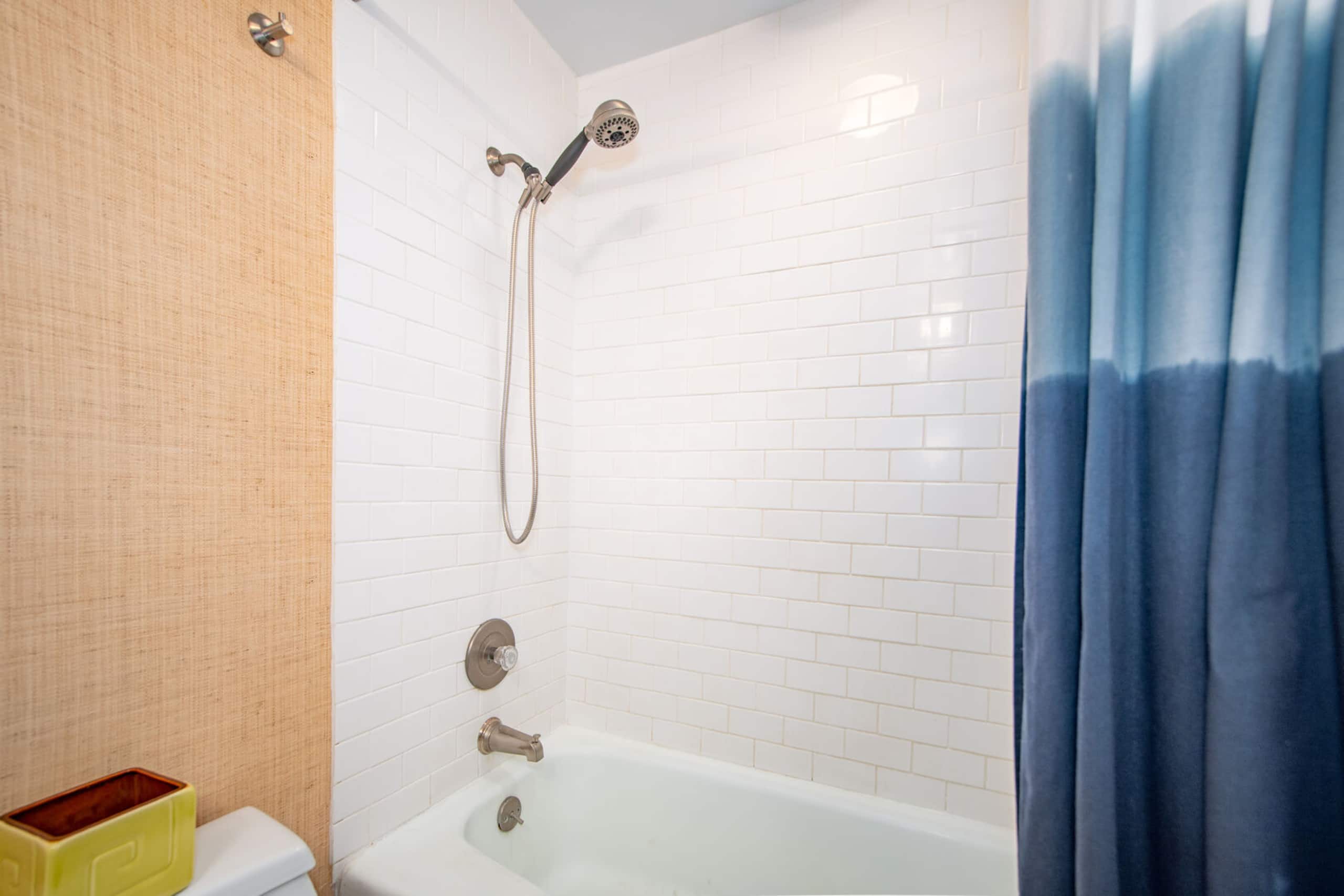 Condo in Kihei · ★4.79 · 2 bedrooms · 2 beds · 1 private bath - Image 15