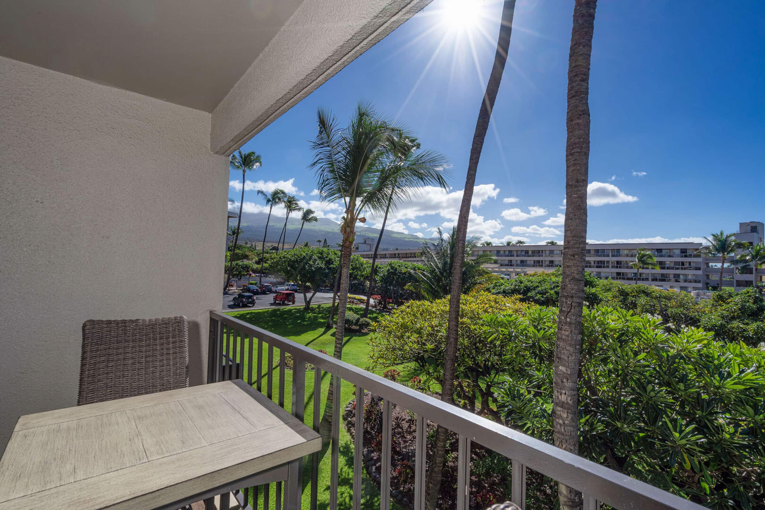 Condo in Kihei · ★4.76 · 1 bedroom · 2 beds · 1 private bath - Image 7