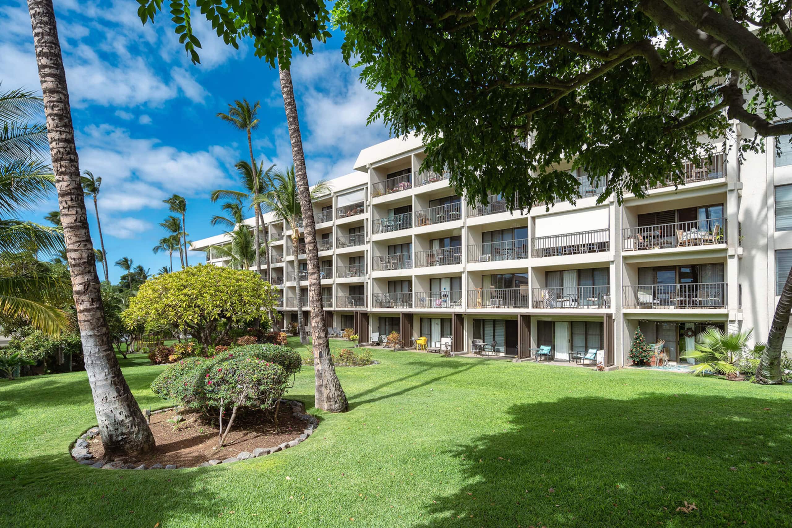 Condo in Kihei · ★4.76 · 1 bedroom · 2 beds · 1 private bath - Image 25