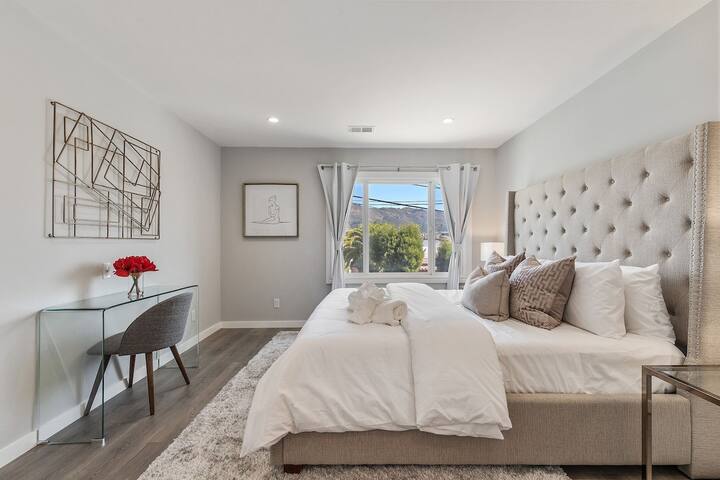 Luxury4br/3ba Kitchen/Parking/Laundry/Near SFO gallery image 2