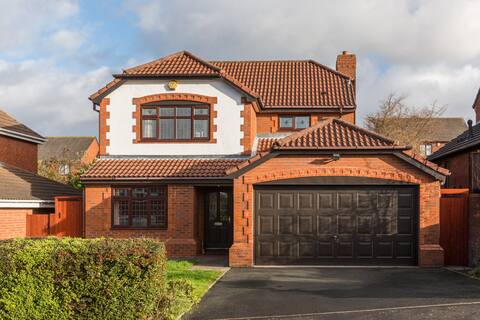 4 Bed detached nec/bhx/snowdome drayton mnr/tamwor