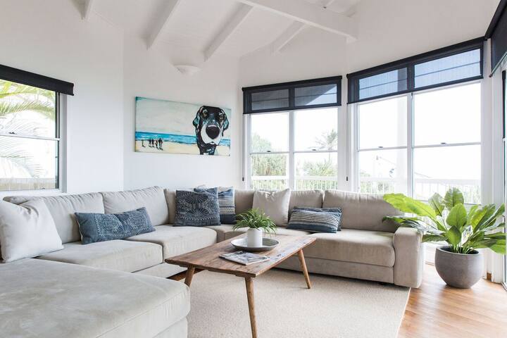 The Sea House – pool – ocean views – pets gallery image 4