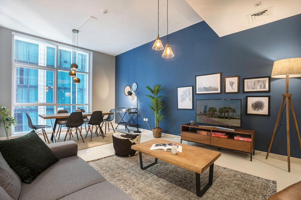 Top Airbnb: Blueground | Sheikh Zayed Rd, pool & gym in Trade Center First