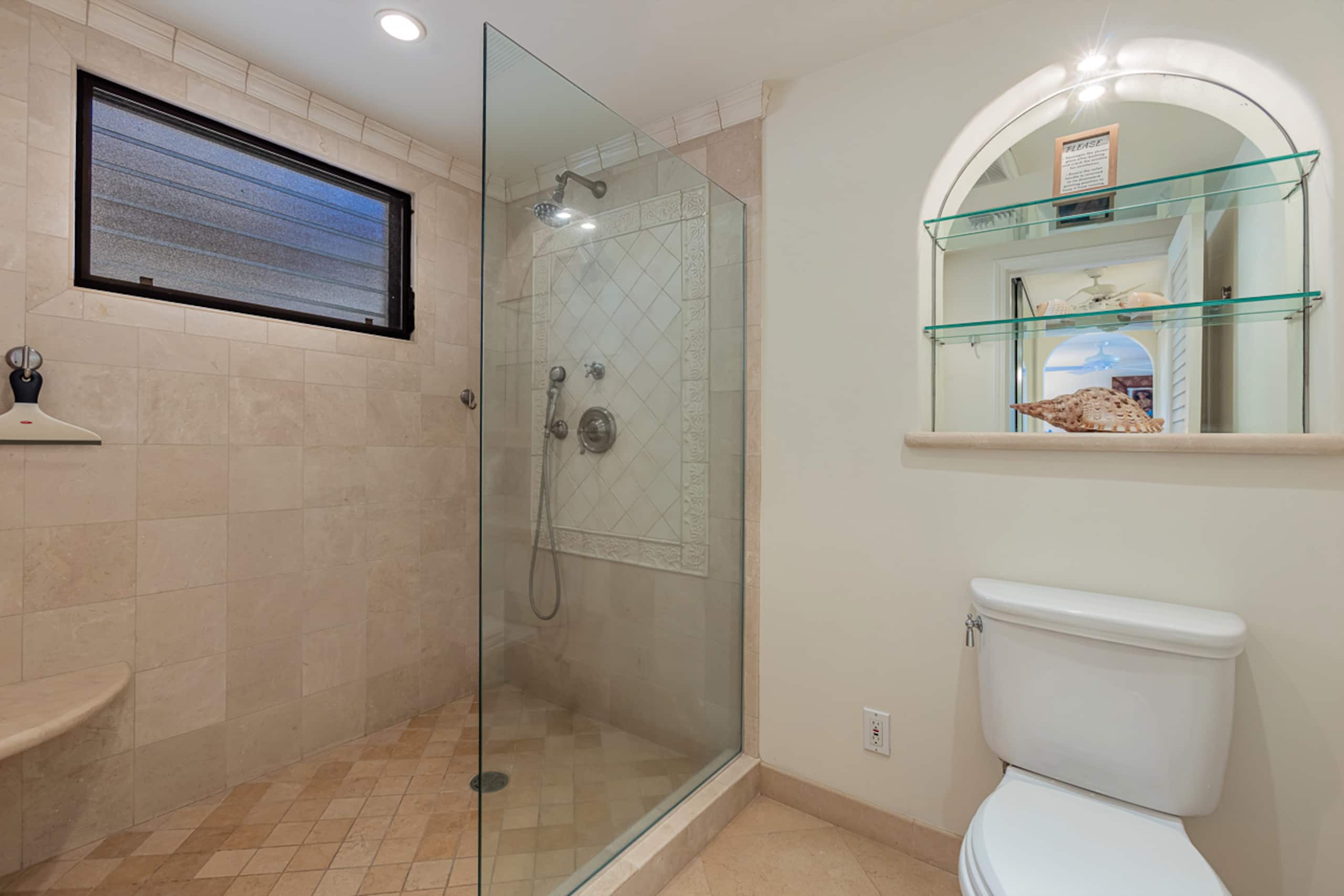 Condo in Kihei · ★5.0 · 2 bedrooms · 3 beds · 2 baths - Image 25