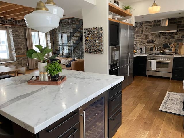 Old Quebec Historic heritage home of 2700 sq ft