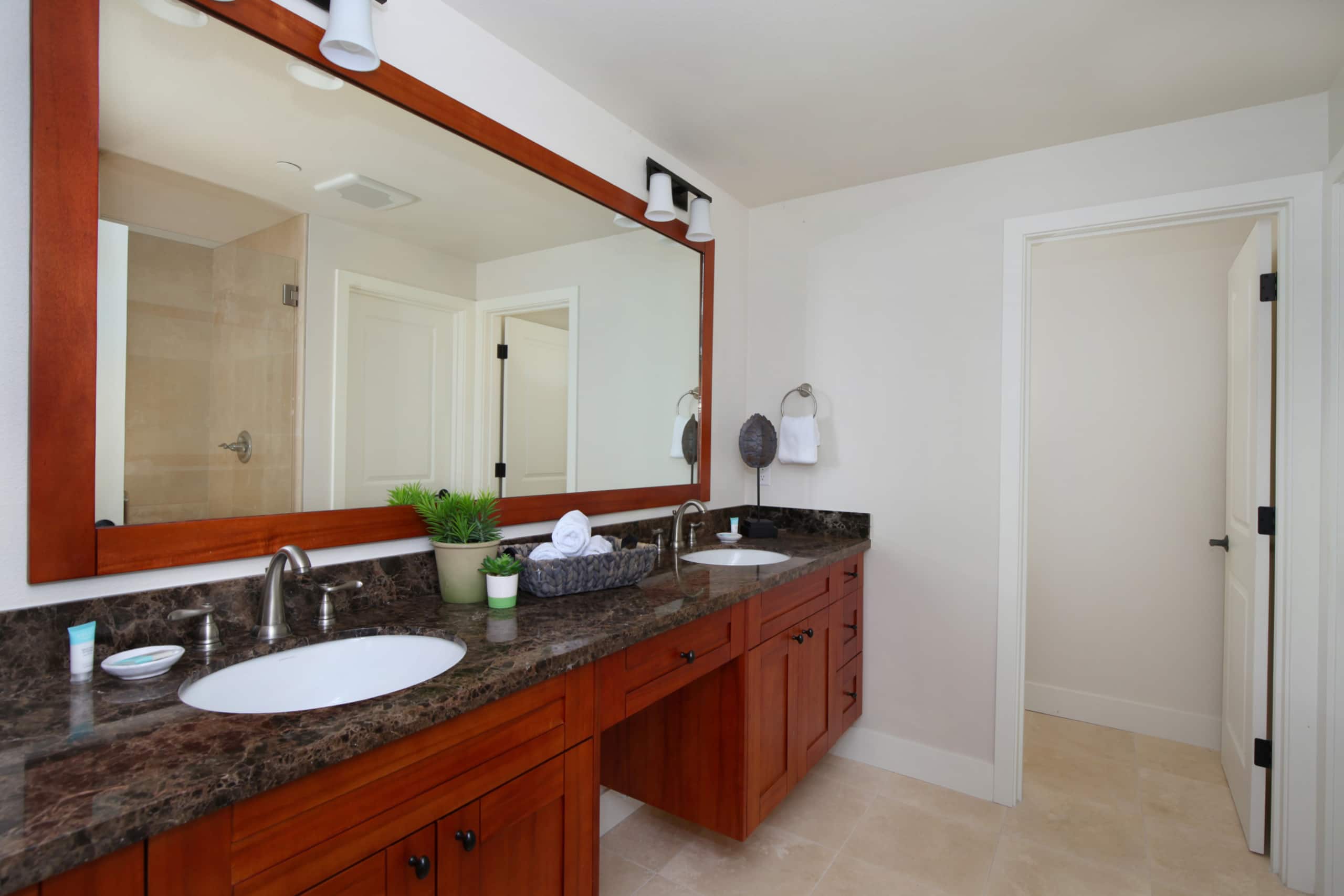 Townhouse in Koloa · ★4.98 · 3 bedrooms · 5 beds · 3 shared baths - Image 9