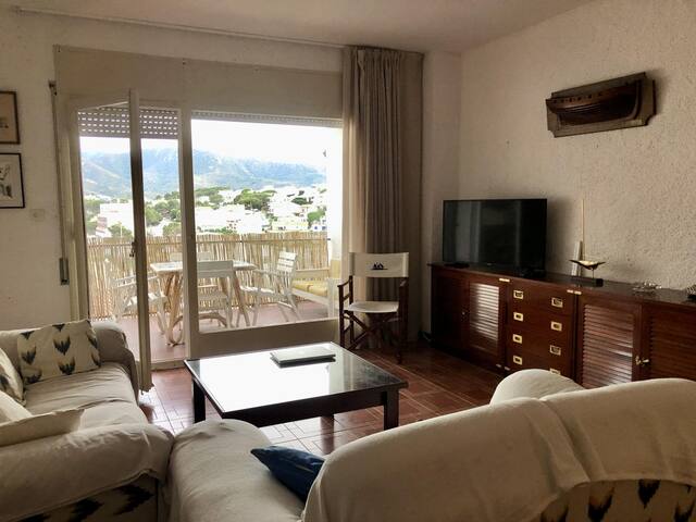 cabioni – semi-detached house with communal pool, gallery image 4