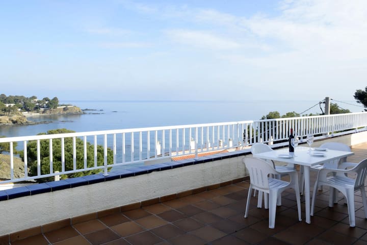 vinya farella 5 – fantastic penhouse with large te