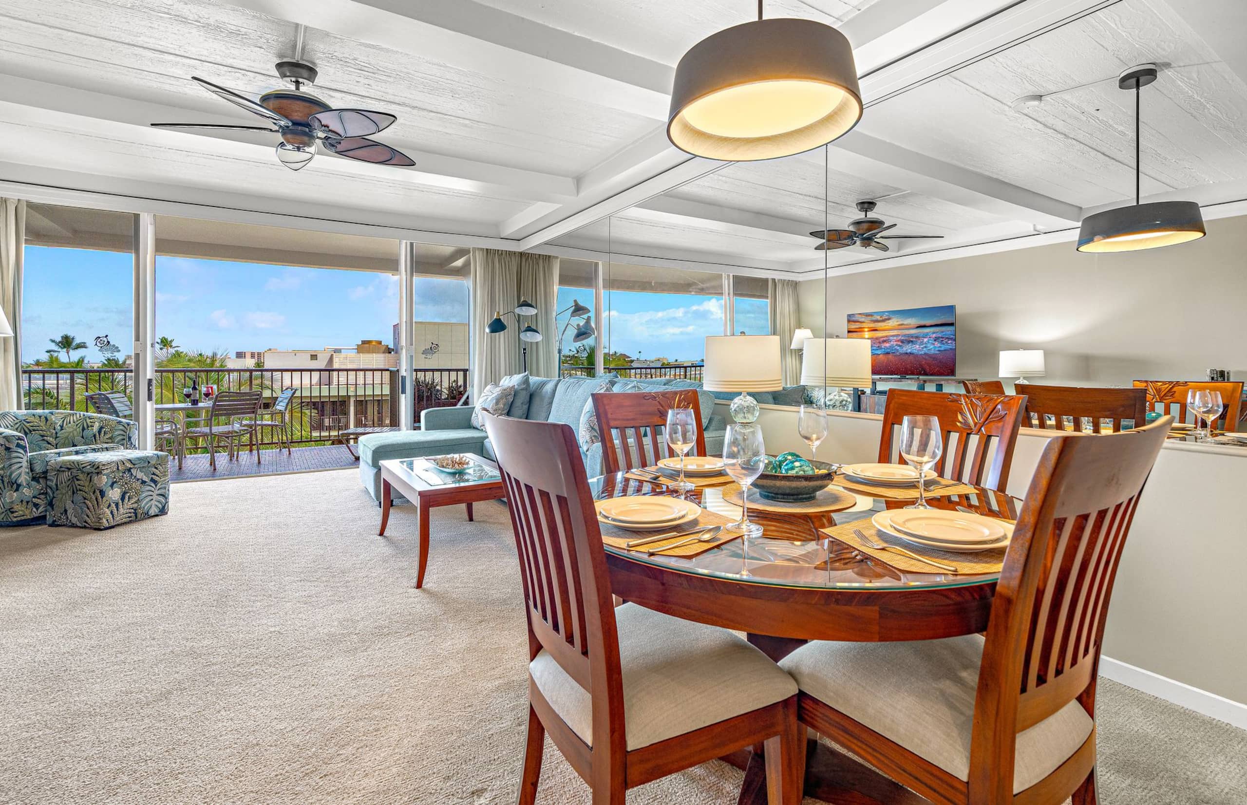 Condo in Lahaina · ★4.93 · 1 bedroom · 2 beds · 1 bath - Image 11