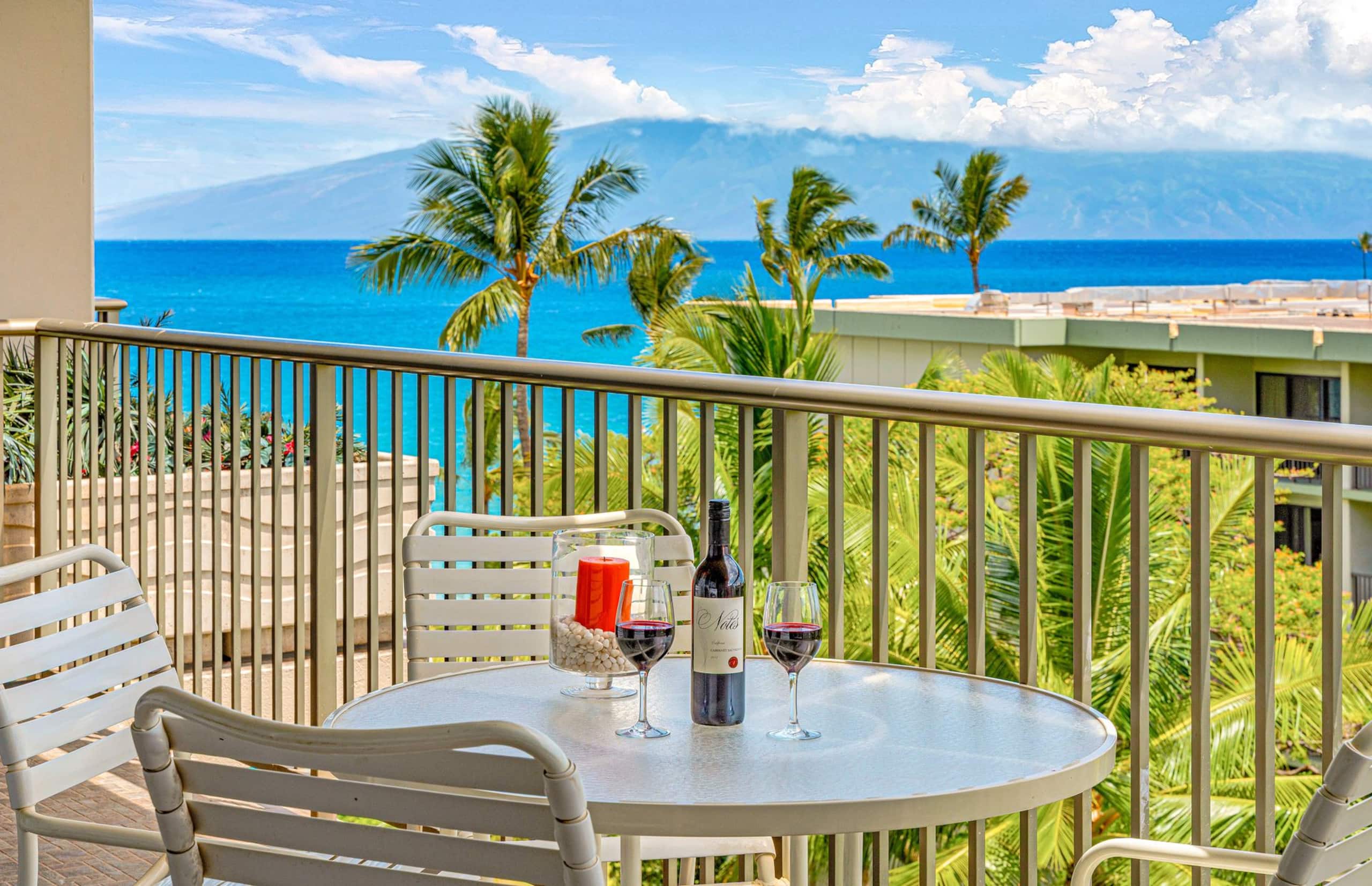 Condo in Lahaina · ★4.93 · 1 bedroom · 2 beds · 1 bath - Image 7