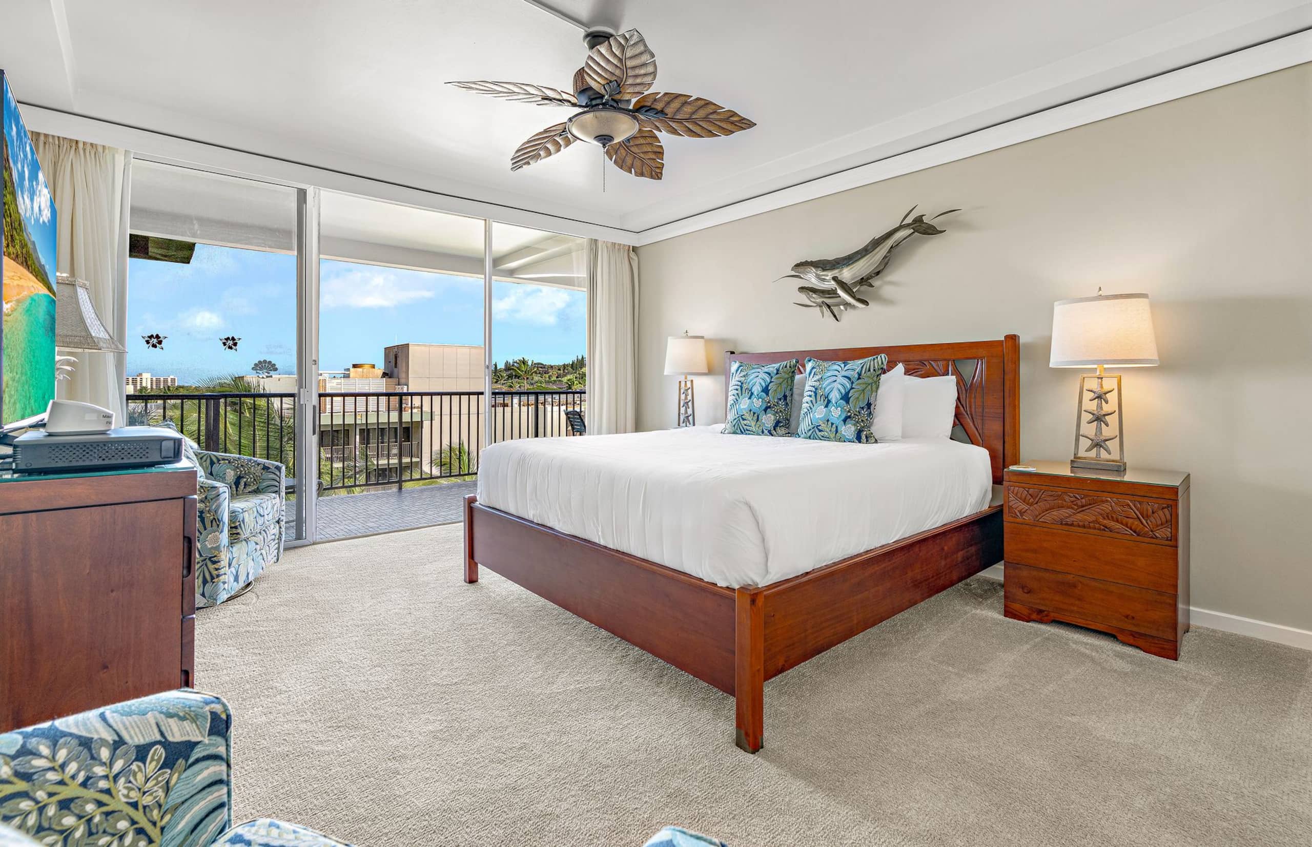 Condo in Lahaina · ★4.93 · 1 bedroom · 2 beds · 1 bath - Image 19