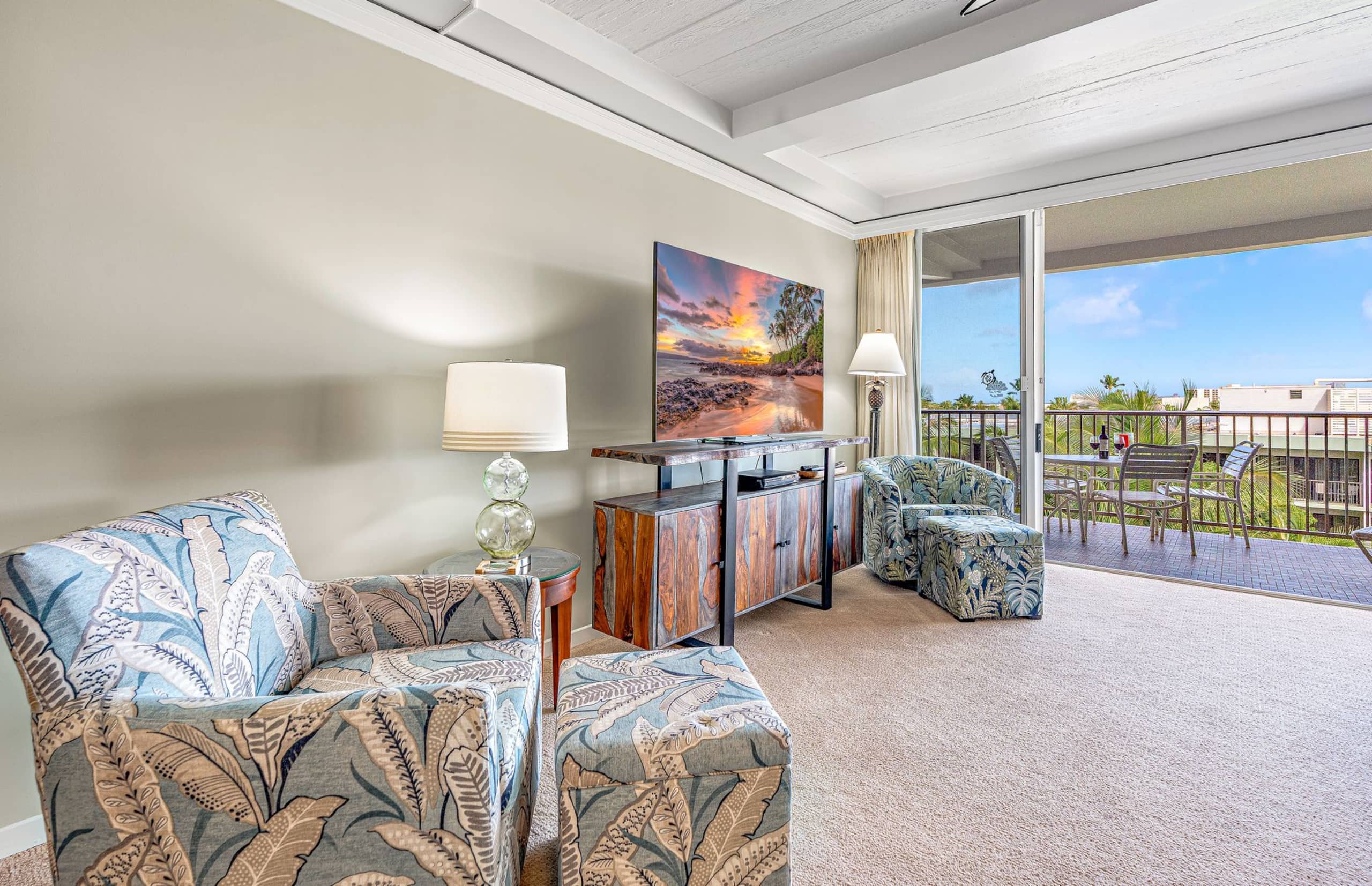 Condo in Lahaina · ★4.93 · 1 bedroom · 2 beds · 1 bath - Image 10