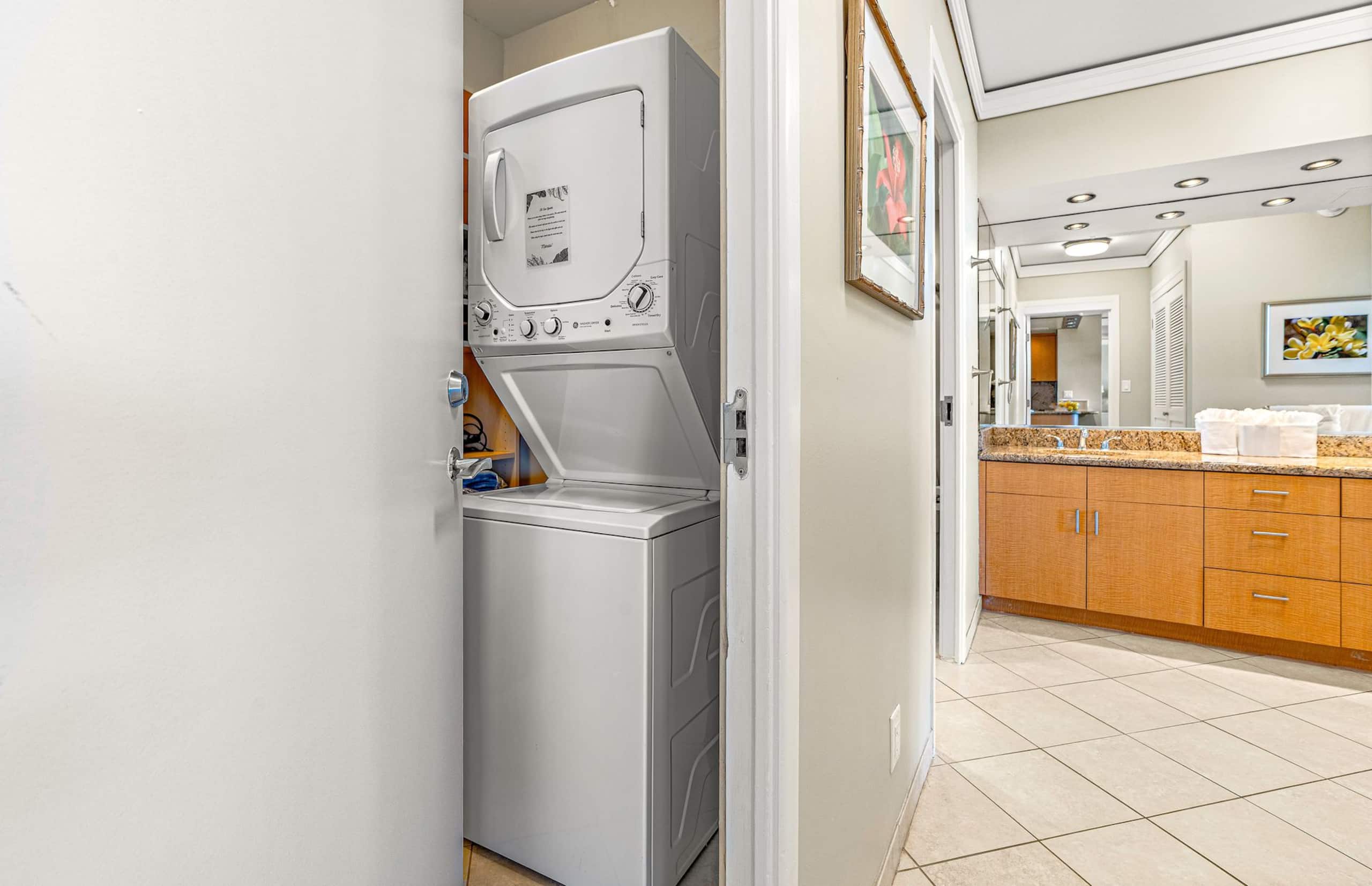 Condo in Lahaina · ★4.93 · 1 bedroom · 2 beds · 1 bath - Image 25