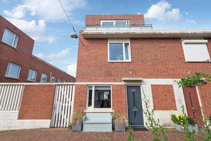 Beachside Breeze gallery image 2