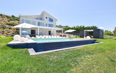 Stunning home in Balestrate