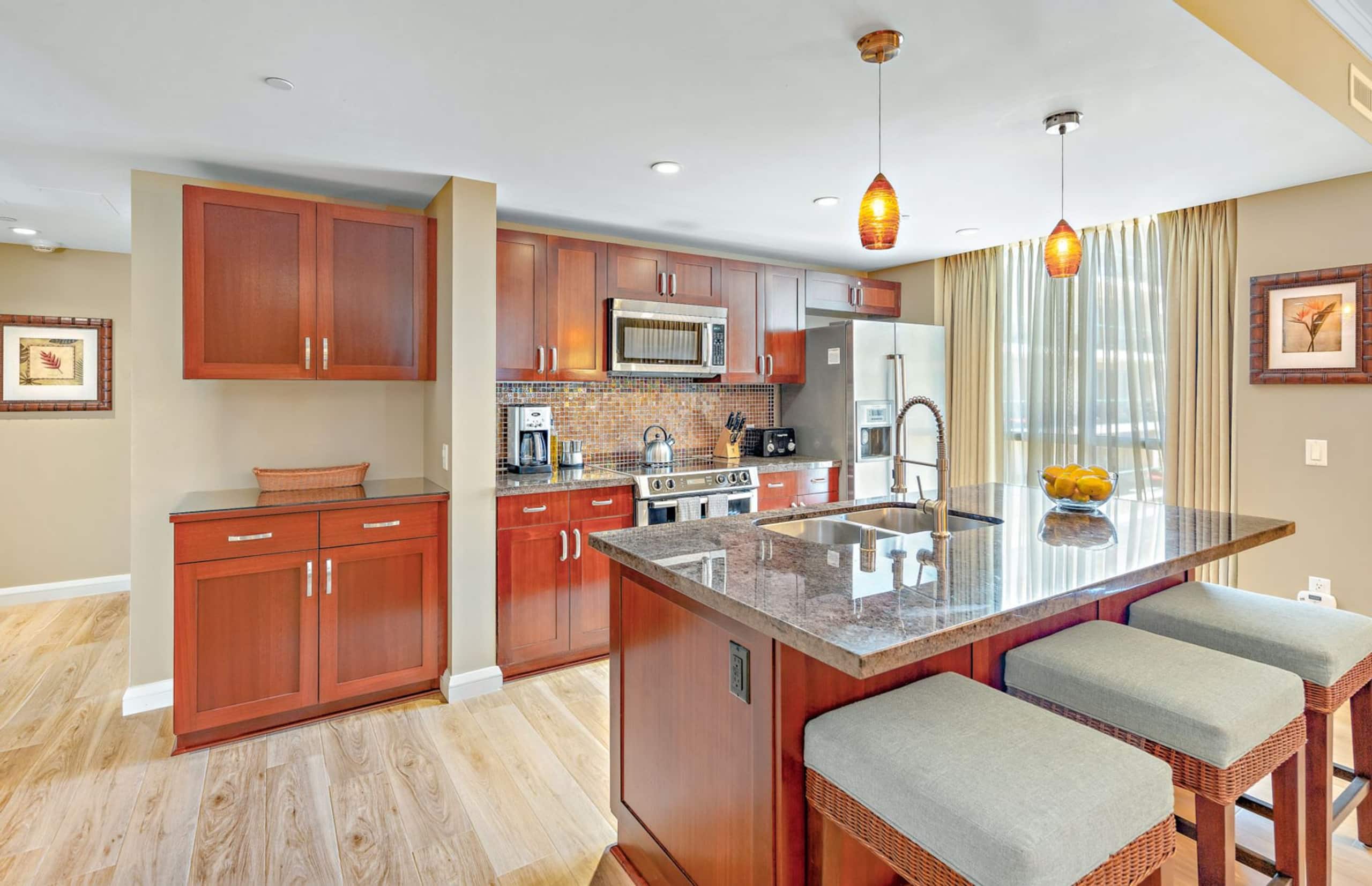 Condo in Lahaina · ★5.0 · 2 bedrooms · 3 beds · 2 baths - Image 6