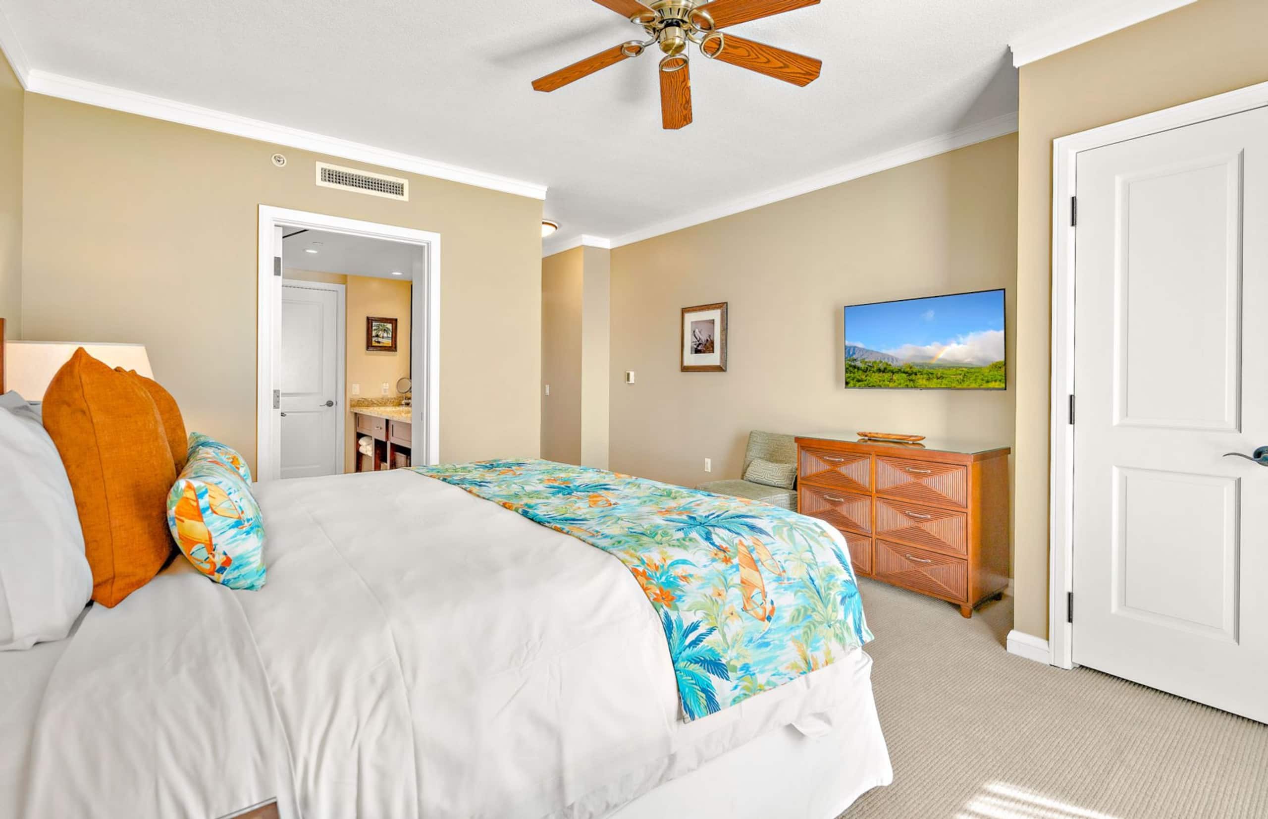 Condo in Lahaina · ★5.0 · 2 bedrooms · 3 beds · 2 baths - Image 25
