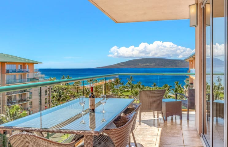 Maui Resort Rentals: Honua Kai Konea 739