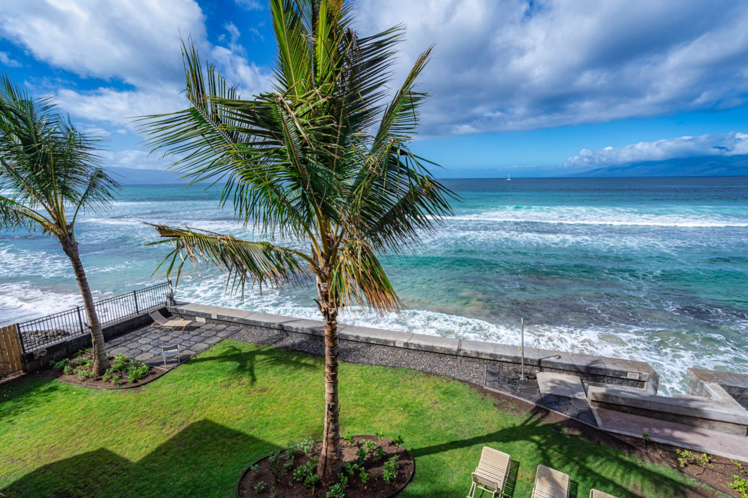 Condo in Lahaina · ★4.91 · 3 bedrooms · 3 beds · 2 baths - Image 36