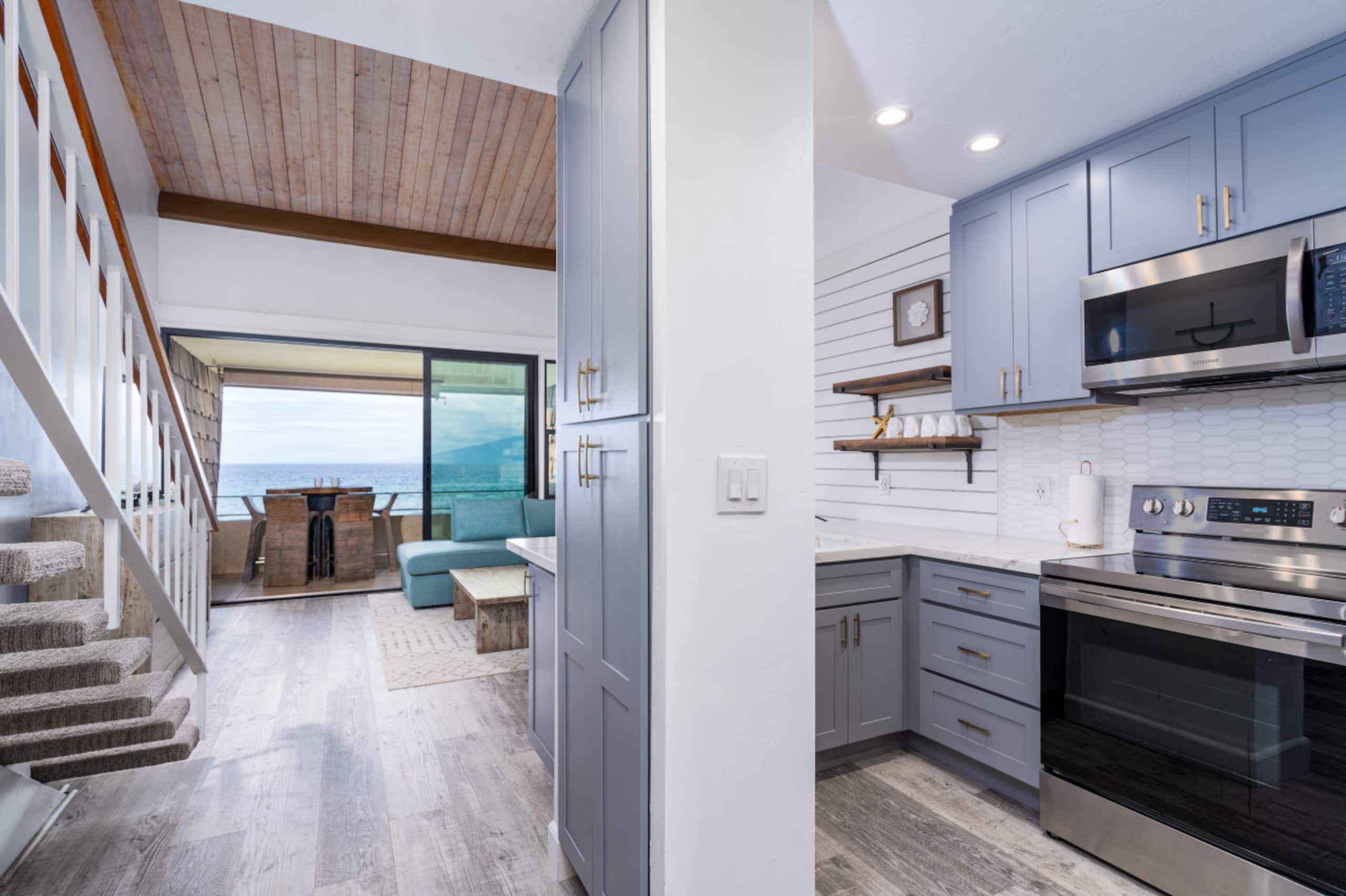 Condo in Lahaina · ★4.91 · 3 bedrooms · 3 beds · 2 baths - Image 14