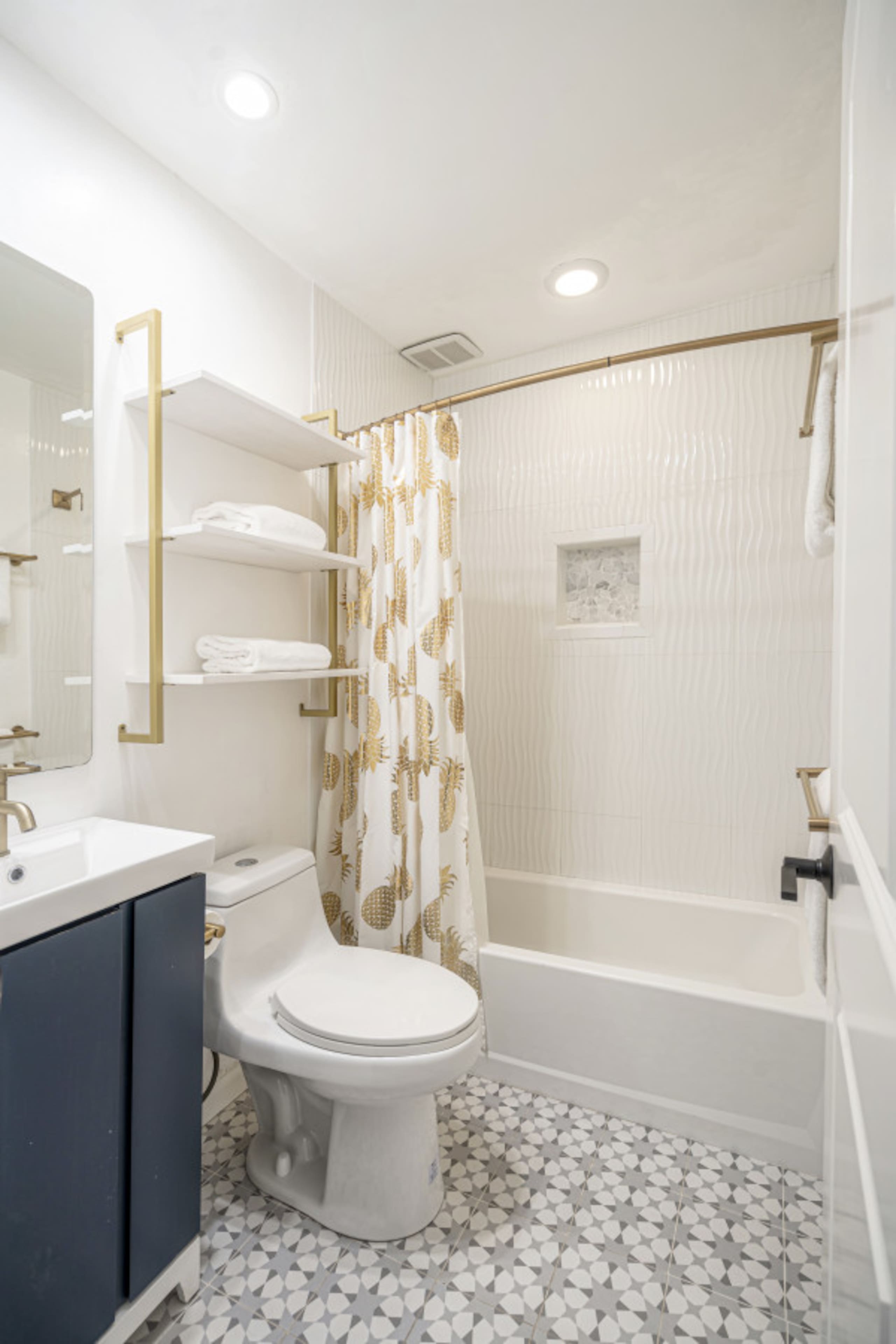 Condo in Lahaina · ★4.91 · 3 bedrooms · 3 beds · 2 baths - Image 28