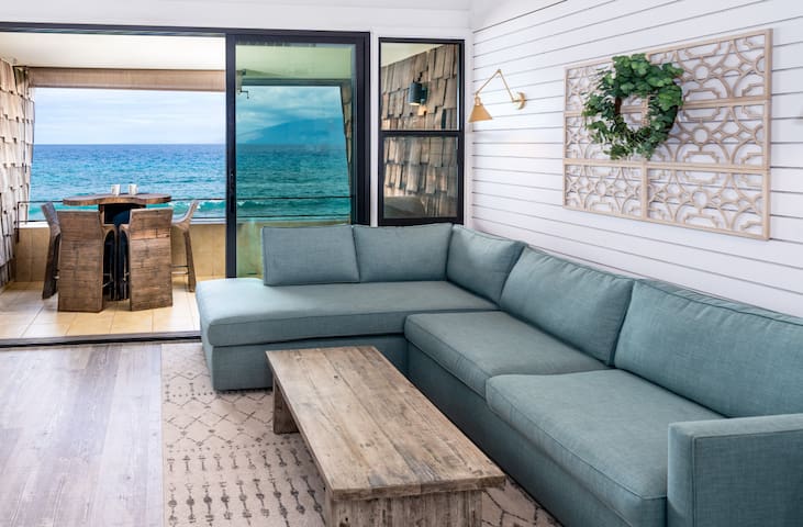 3BR Penthouse in Paradise – Steps to Ocean