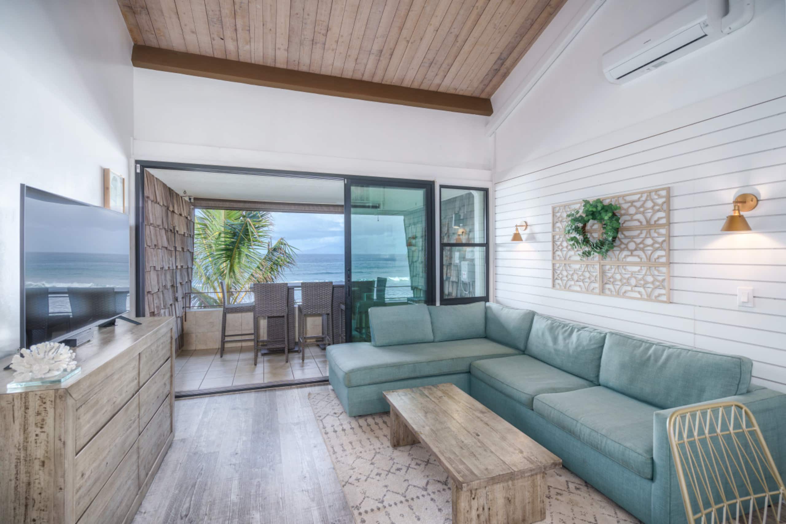 Condo in Lahaina · ★4.91 · 3 bedrooms · 3 beds · 2 baths - Image 6