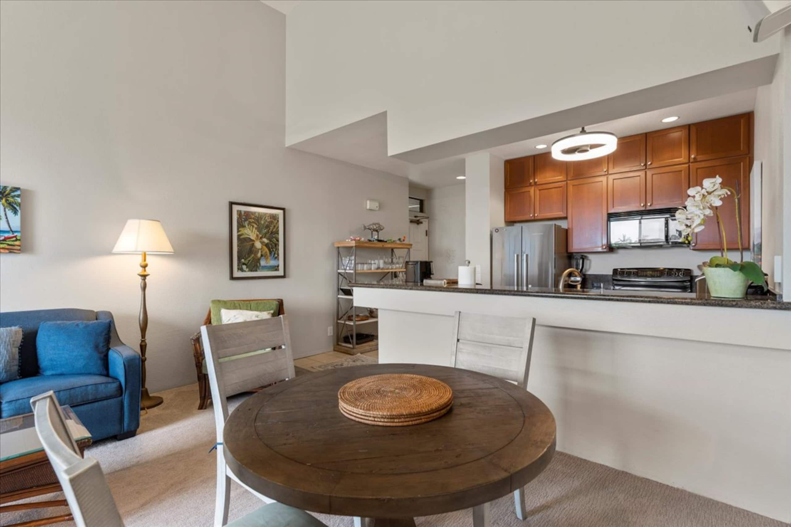 Condo in Wailea · ★4.77 · 2 bedrooms · 3 beds · 2 shared baths - Image 11