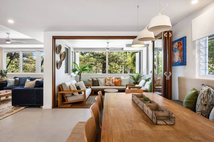 Byron bay Luxury Homes Clarkes Beach House gallery image 5