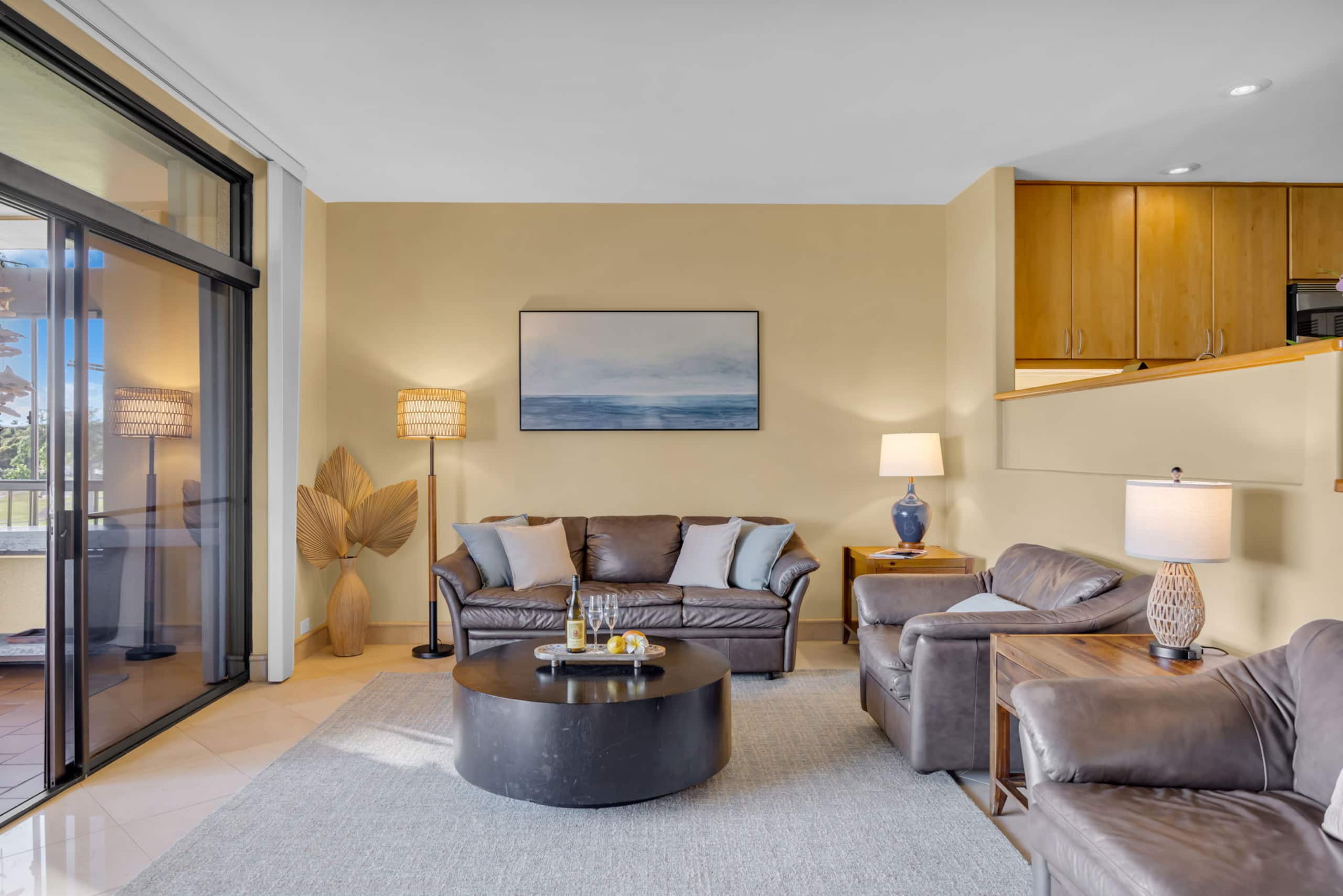 Condo in Lahaina · ★5.0 · 2 bedrooms · 3 beds · 2 baths - Image 4
