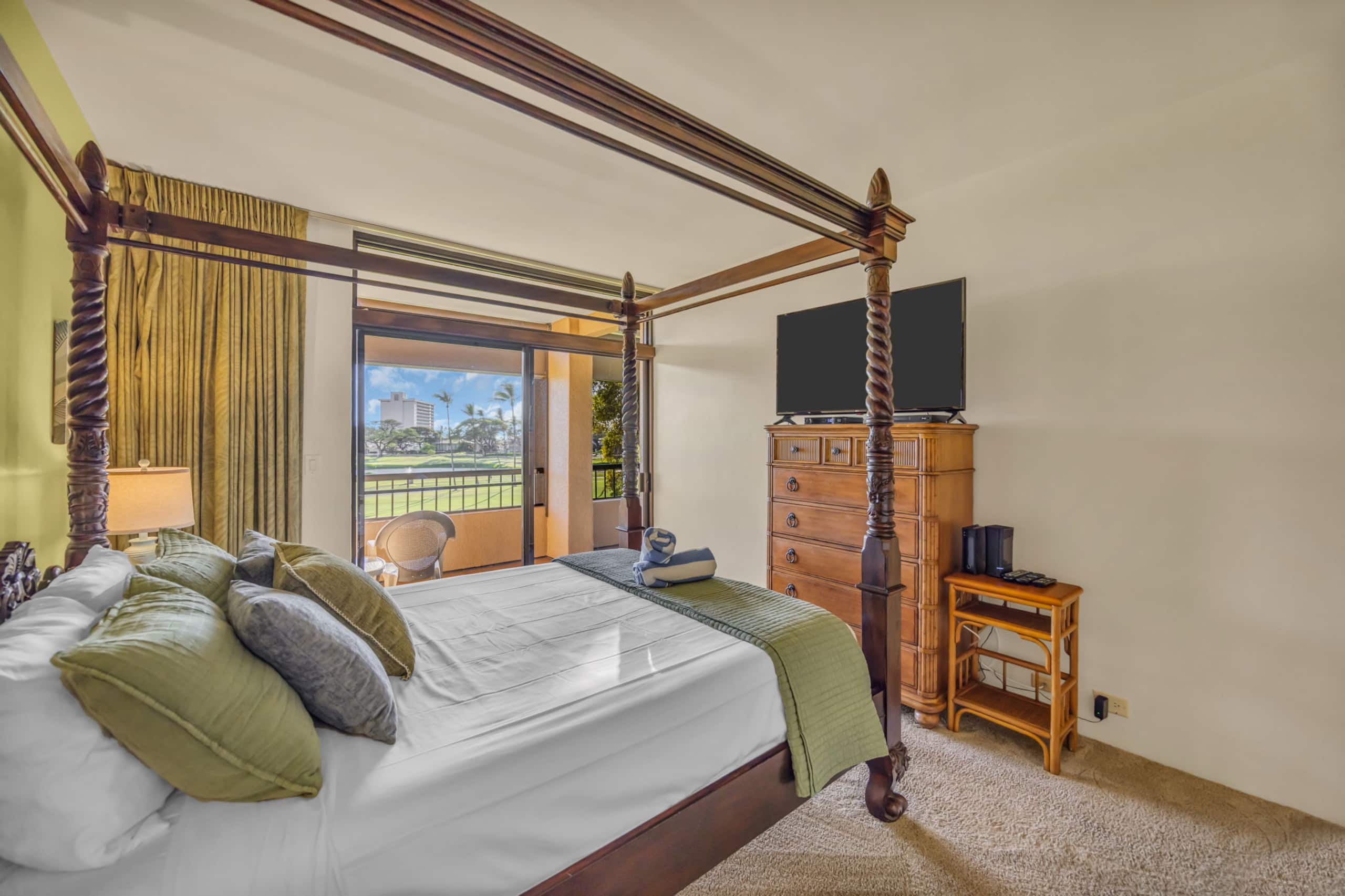 Condo in Lahaina · ★5.0 · 2 bedrooms · 3 beds · 2 baths - Image 14