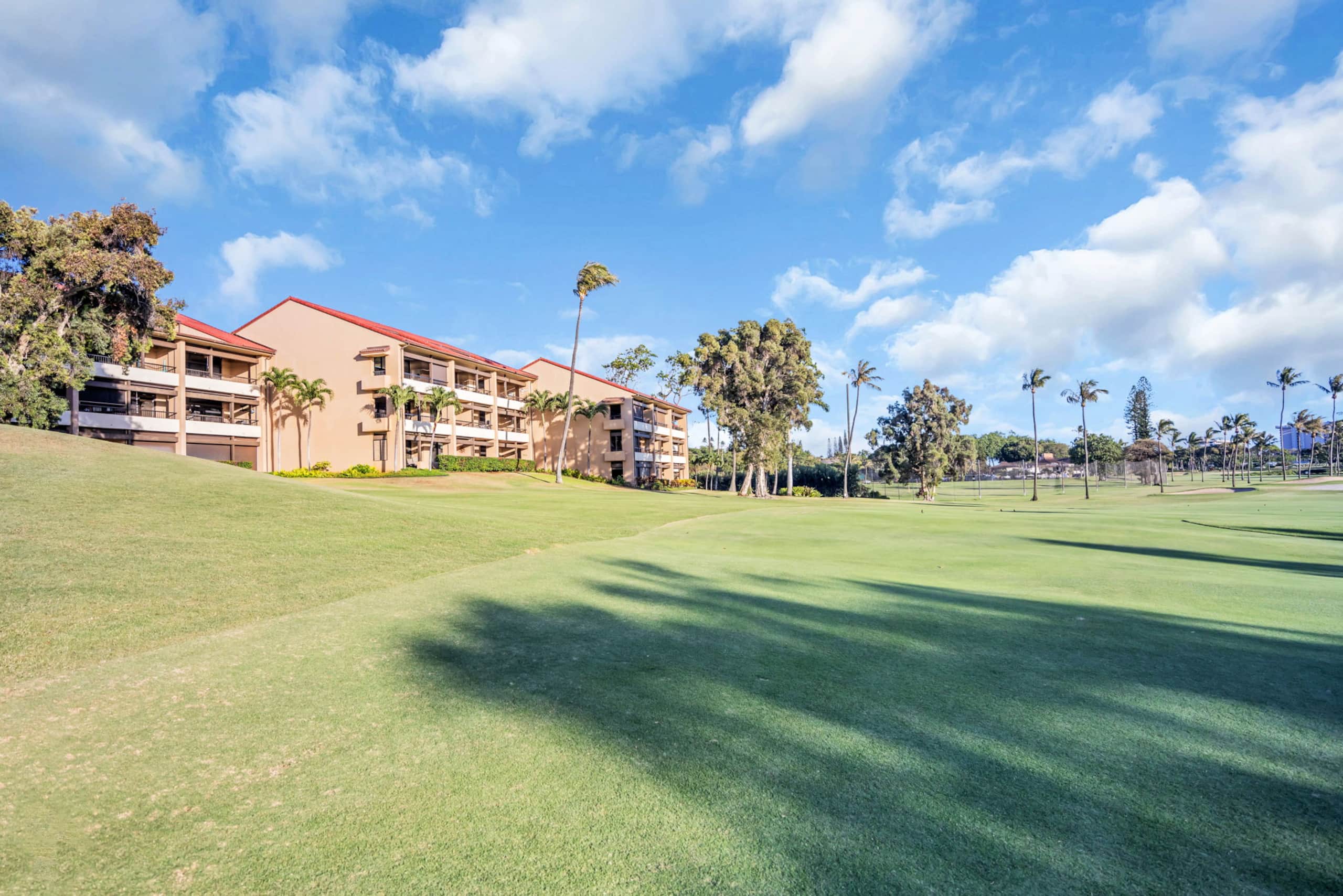 Condo in Lahaina · ★5.0 · 2 bedrooms · 3 beds · 2 baths - Image 25