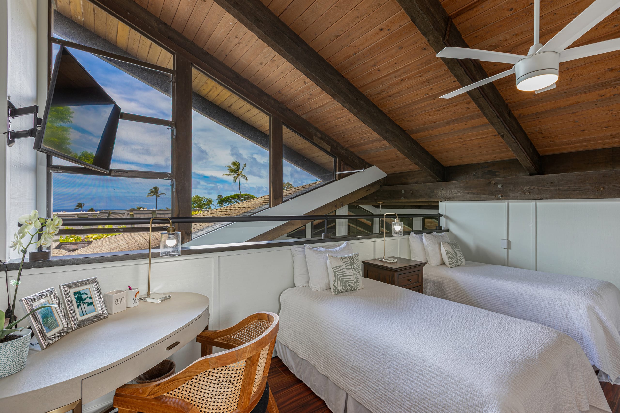 Condo in Princeville · ★4.82 · 3 bedrooms · 4 beds · 3 baths - Image 17