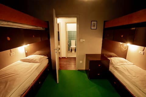 Popular Airbnb listing: Chesa San Gian Ground Floor Terrace on Garden in Celerina/Schlarigna