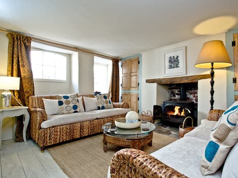 Lyndale Cottage