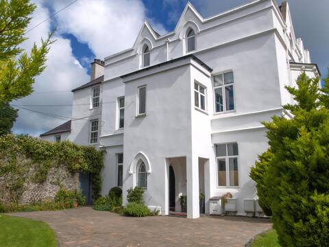 Nevadd - uk12303