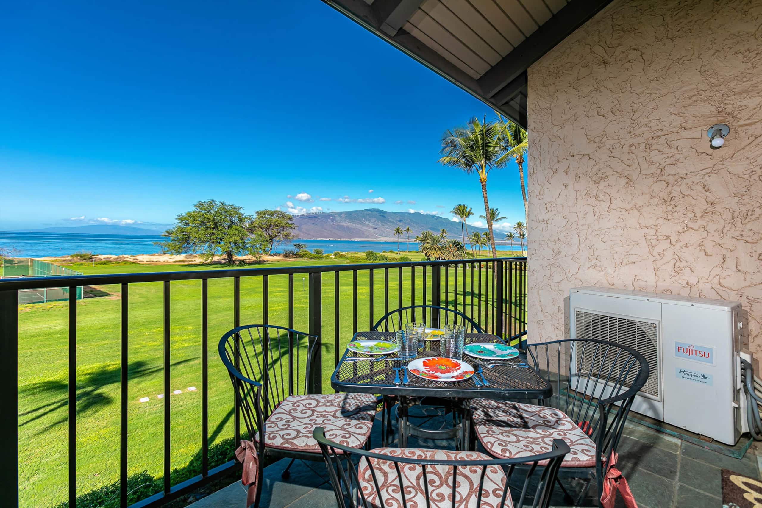 Condo in Kihei · ★4.77 · 2 bedrooms · 4 beds · 2 shared baths - Image 4