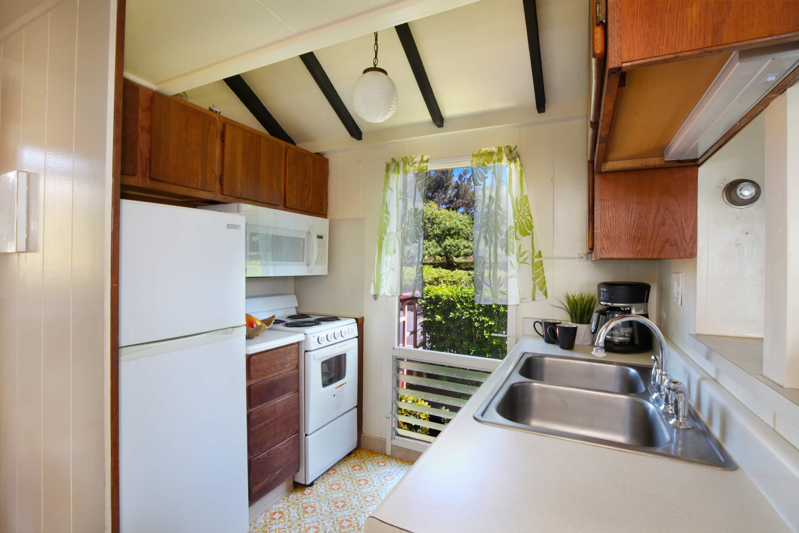 Home in Lihue · ★4.44 · 1 bedroom · 1 bed · 2 baths - Image 6