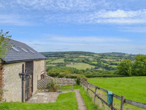 the Stables - ukc3749