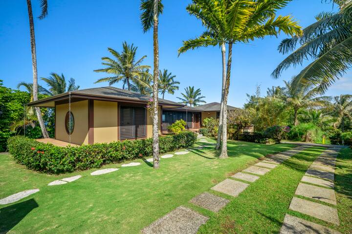 Pool & Hot Tub with Magnificent Ocean Views gallery image 5