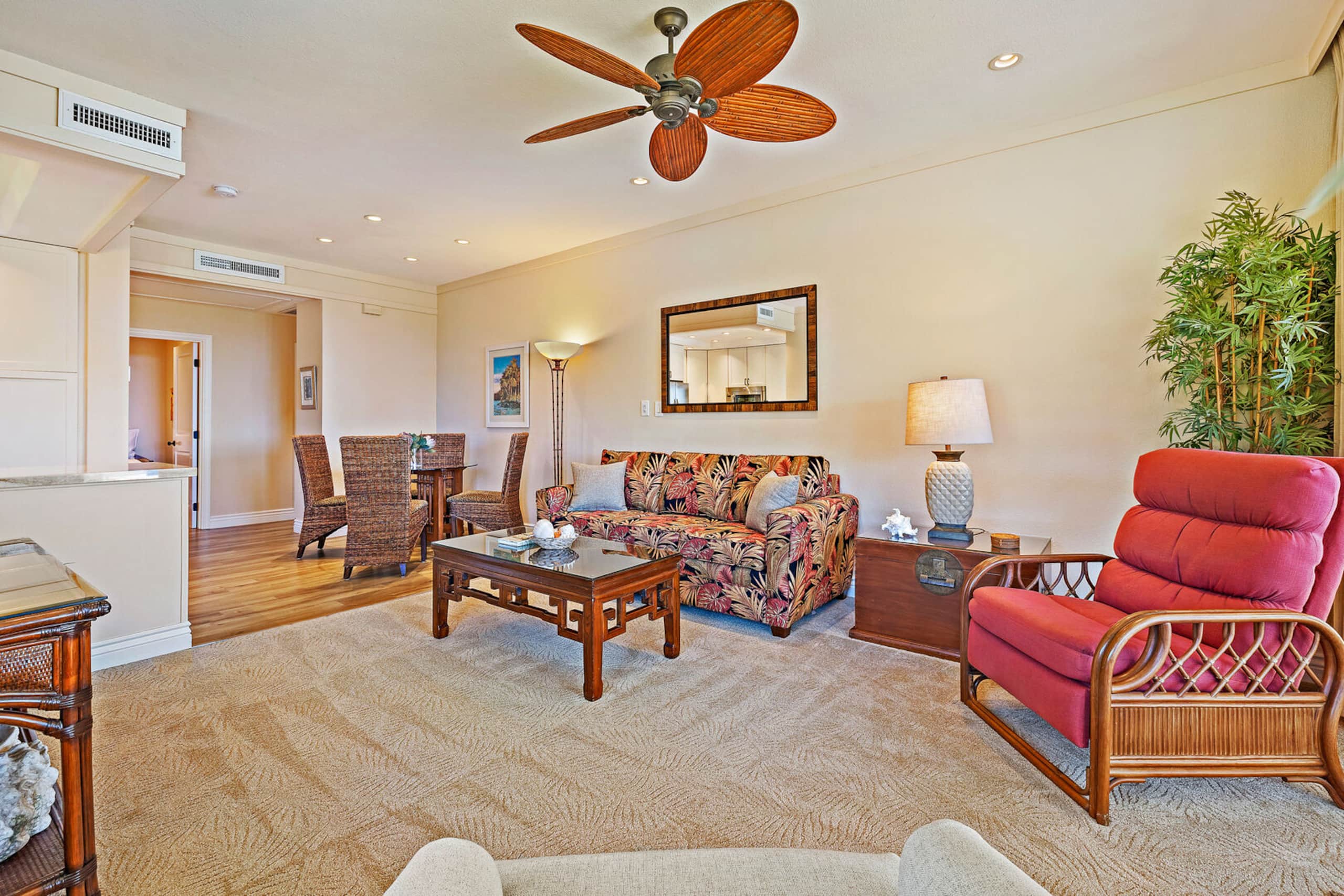Condo in Lahaina · ★5.0 · 1 bedroom · 2 beds · 2 baths - Image 4