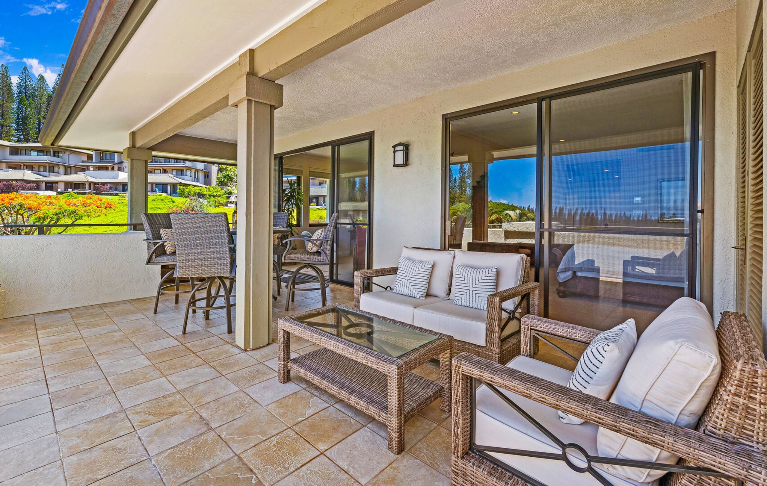 Condo in Lahaina · ★5.0 · 1 bedroom · 2 beds · 2 baths - Image 23