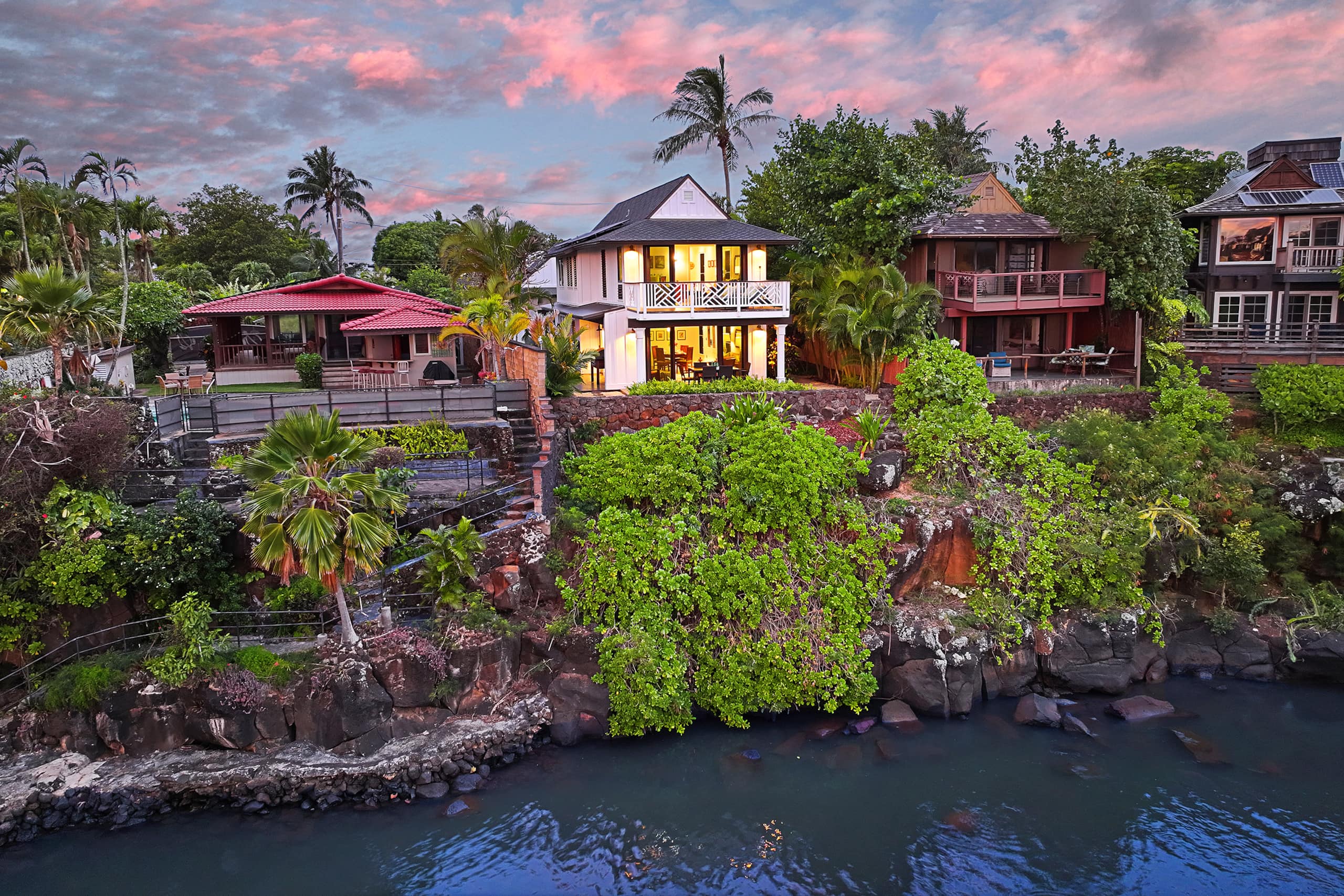 Home in Koloa · ★5.0 · 2 bedrooms · 3 beds · 3 baths - Photo 1