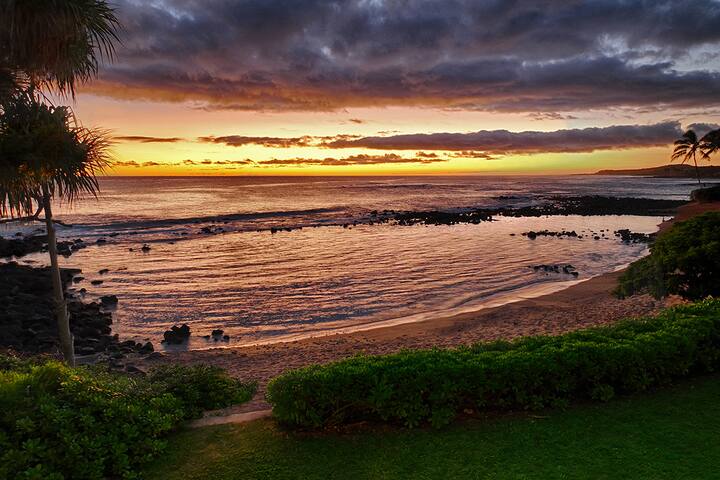 Hale Moana – Best Value Home Steps from Baby Beach gallery image 3