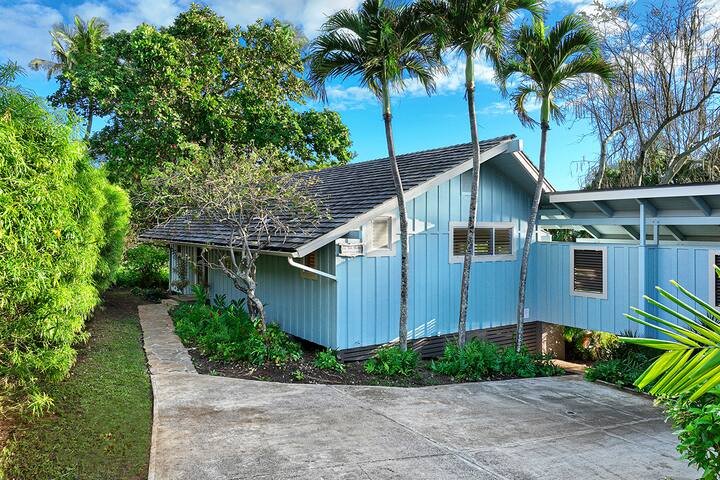 Hale Moana – Best Value Home Steps from Baby Beach gallery image 4
